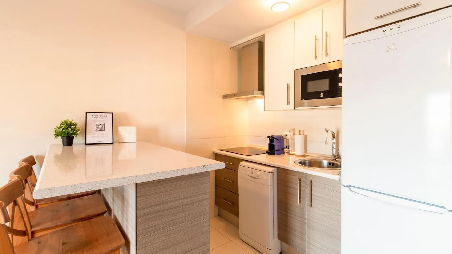 Rentitspain Casa Lambda, Vistas Al Mar, Piscina Y Confort 阿尔姆尼卡 0*,  西班牙